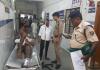 औरंगाबाद: ट्रेन से गिरकर युवक गंभीर रूप से घायल, आरपीएफ ने पहुंचाया अस्पताल