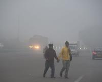 बिहार में कड़ाके की ठंड और घना कोहरा, स्कूलों का समय बदला; हादसों और अलर्ट से बढ़ी चिंता