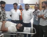 औरंगाबाद : कैटरिंग कर्मी पर चाकू से हमला, घायल हालत में अस्पताल में भर्ती