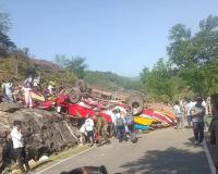 जम्मू के उधमपुर में भीषण बस हादसा, 100 फीट गहरी खाई में गिरी बस; 16 की मौत, 20 से ज्यादा घायल
