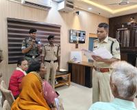 बेटे के नाम जमीन कराने का झांसा देकर दूसरे के नाम रजिस्ट्री का आरोप