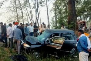 पलामू: शादी से लौटते वक्त दर्दनाक हादसा, दूल्हे के ममेरे भाई की मौत, चार गंभीर घायल