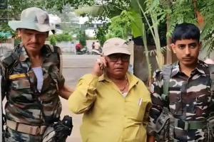 हजारीबाग : बड़कागांव में रिश्वत लेते राजस्व कर्मचारी रंगेहाथ पकड़ा गया, ACB ने दबोचा