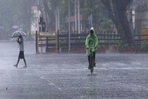 रांची: भारी बारिश की चेतावनी के बाद 19 जून को स्कूल रहेंगे बंद