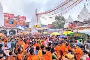 सावन की दूसरी सोमवारी पर बाबा बैद्यनाथ की नगरी में आस्था का महा समागम, तीन लाख से अधिक श्रद्धालुओं के उमड़ने की संभावना