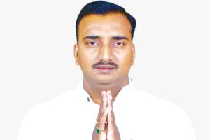 सतीश कुमार सिंह ने निर्दलीय चुनाव लड़ने का किया ऐलान सैकड़ों समर्थकों के साथ छोड़ा भाजपा का दामन