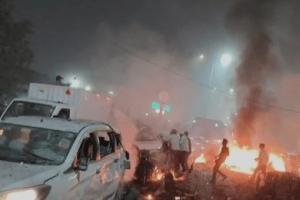 दिल्ली में लाल किला मेट्रो स्टेशन के पास कार में धमाका, एक की मौत