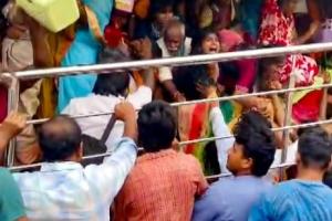 वेंकटेश्वर मंदिर में भीषण भगदड़: 10 श्रद्धालुओं की मौत, दर्जनों घायल – प्रधानमंत्री ने जताया दुख, राहत राशि की घोषणा