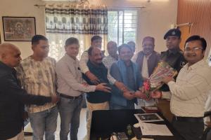 एसडीएम व एएसपी ने अपने कार्यालय में अकस सदस्यों के साथ की बैठक दिसंबर माह में होगा ऑल इंडिया नाटक, नृत्य, गीत प्रतियोगिता