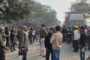 औरंगाबाद में तेज रफ्तार वाहन ने बाइक सवार को कुचला, मौत