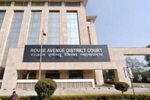 लैंड फॉर जॉब केस: लालू परिवार पर आरोप तय, 41 के खिलाफ चलेगा मुकदमा, 52 बरी