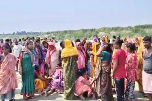 गंगा स्नान के दौरान हादसा: चार सगी बहनों समेत पांच लड़कियां डूबीं, चार की मौत, एक की तलाश जारी