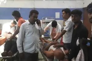 औरंगाबाद: एनएच-139 पर भीषण सड़क हादसा, गल्ला व्यवसायी पिता-पुत्र समेत तीन गंभीर रूप से घायल