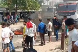 औरंगाबाद में सड़क हादसे में एनटीपीसी कर्मी की मौत, आक्रोशित लोगों ने किया सड़क जाम