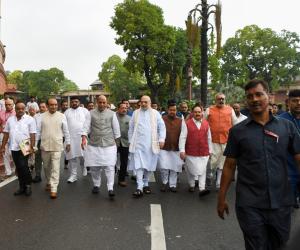 एनडीए सांसदों की ‘मंगल मिलन’ बैठक कल , संसद से जुड़े मुद्दों पर होगी चर्चा; पीएम मोदी की नसीहतों पर भी रहेगा जोर